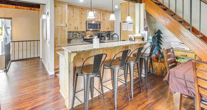 5 Mi to Northstar Resort! Multi-level Family Condo