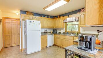 House (2 Bedrooms) | Bahagian dalam