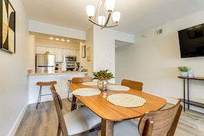 Apartment (2 Bedrooms) | Interior - Walkable Old Town Scottsdale Condo: Pool & Hot Tub (Scottsdale)