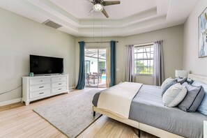 House (5 Bedrooms) | Interior