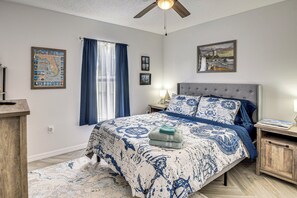 Interior - Palm Coast Comfort: Family Home w/ Lanai, Big Yard (Palm Coast)