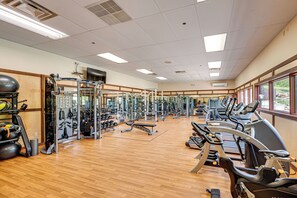 Apartment (3 Bedrooms) | Interior - Winter Fun! Resort Condo 1/2 Mi to Campton Mtn (Campton)