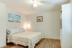 Cottage (2 Bedrooms) | Interior