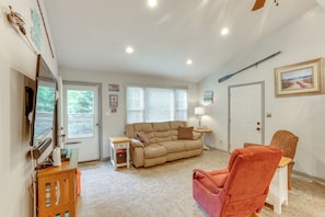 Cottage (2 Bedrooms) | Interior