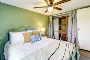 House (2 Bedrooms) | Interior