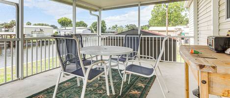 House (3 Bedrooms) | Front of property