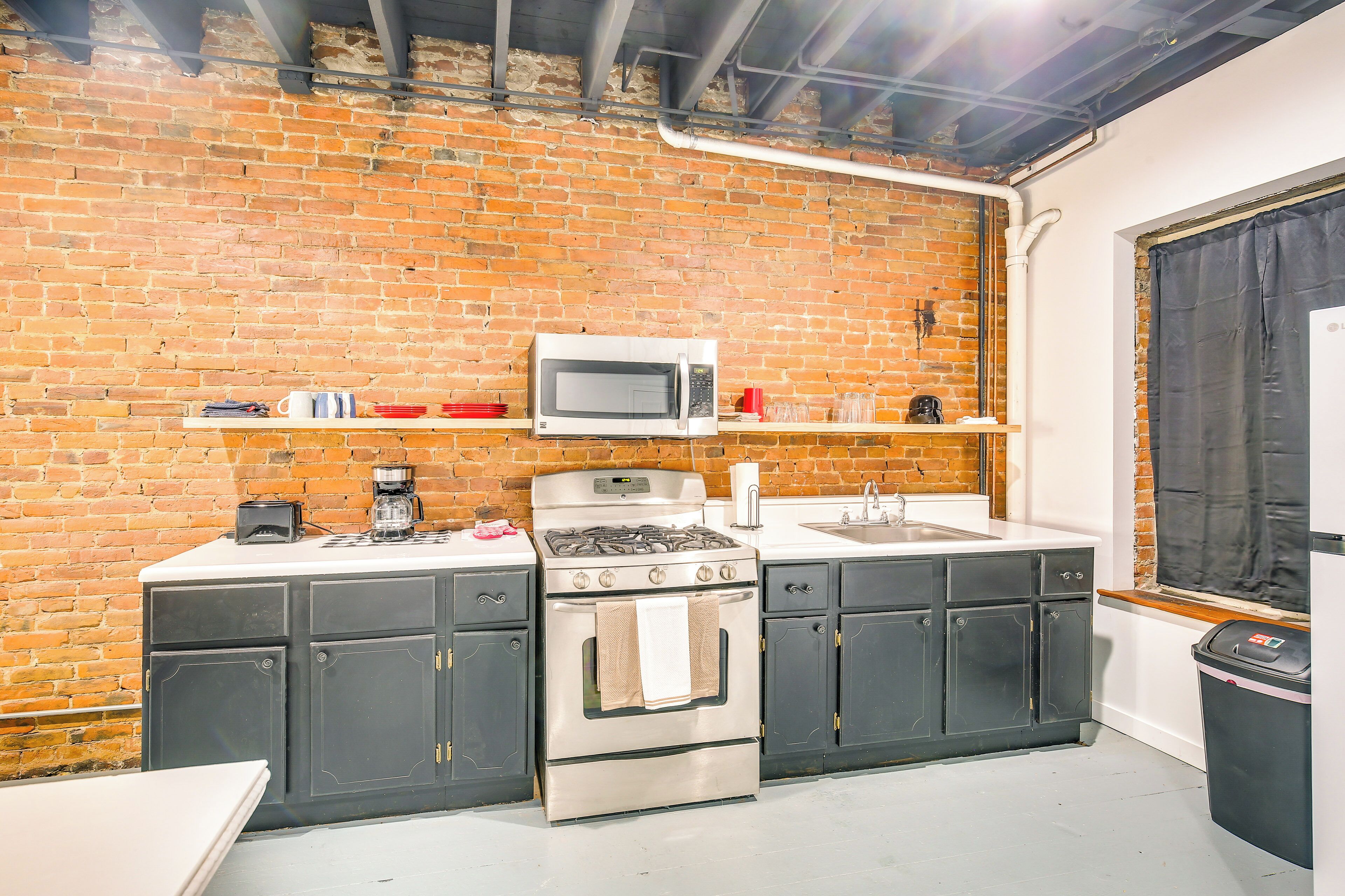 Apartment (0 Bedroom) | Interior