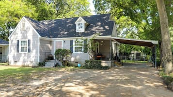 Cottage (3 Bedrooms) | Interior