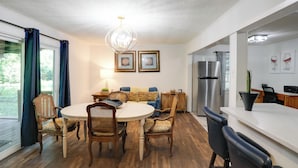 Unclassified image, 5 of 29, button - Updated North Greenwood Cottage < 1 Mi to Dtwn! (Greenwood)