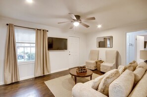 Cottage (3 Bedrooms) | Interior