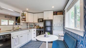 Casa (2 Bedrooms) | Interior