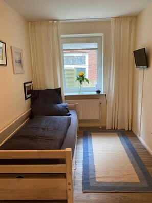 2 多间卧室、办公桌、熨斗/熨衣板、免费 WiFi