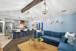 TV, fireplace, offices