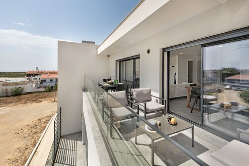 Perfect Stay for 4, Near the Beach