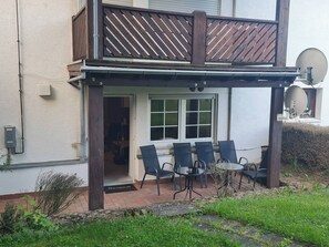 Apartment, 2 Bedrooms, Patio, Garden View | Balcony