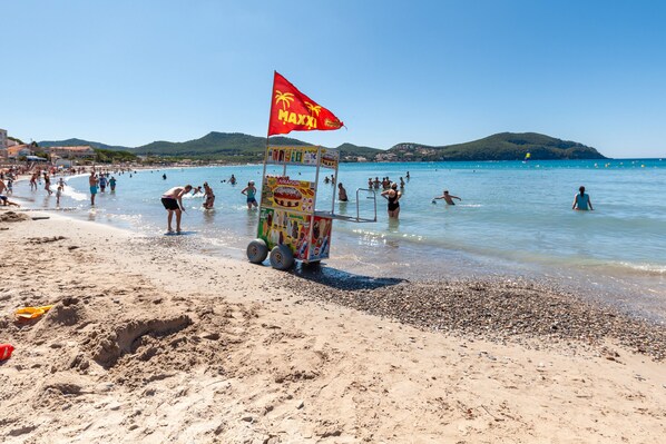 Vlak bij het strand