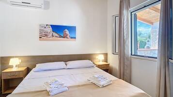 2 bedrooms, WiFi, bed sheets