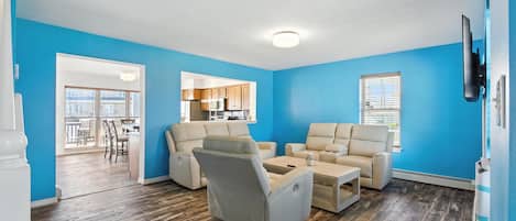 House, 3 Bedrooms | Living area | Smart TV, streaming services