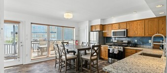 Stylish 3br Retreat Walk To Beach & Boardwalk 3 Bedroom Home