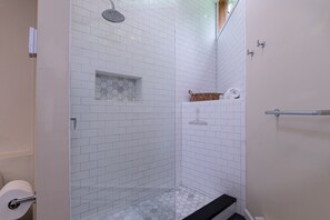 Appartamento, 3 camere da letto | Bagno | Asciugamani, shampoo