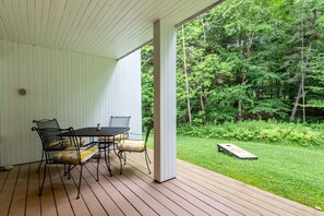 Condo, 3 Bedrooms | Outdoor dining - Club Sugarbush #8 3 Bedroom Condo (Warren)