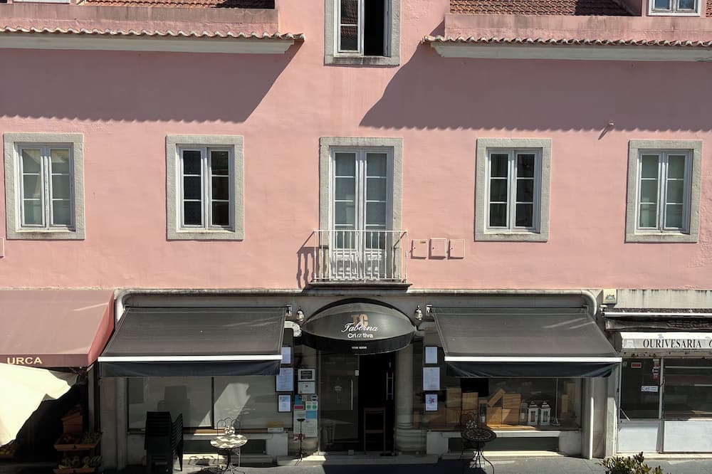Sintra Flower Vintage Chalet