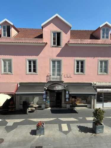 Sintra Flower Vintage Chalet