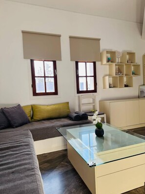 Deluxe Apartment, Sea View | Living area - Desire Apartments (Kato Gouves)