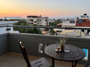 Apartamento luxo, vista para o mar | Terraço/pátio