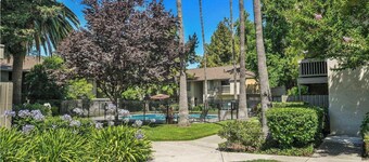 Lovely bright fully furnished private 1-bed apt in Walnut Creek central to all. 