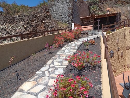 Casa Rural el Roque -Elegant Stay & BBQ, El Hierro