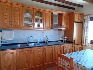 Microwave, oven, stovetop, coffee/tea maker