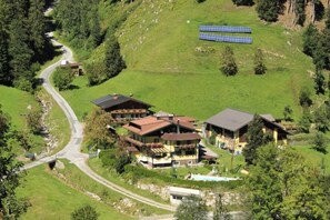 Exterior - Schattaugut: Apartment with Garden View (Salzburg)