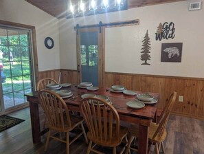 Dining - Cabin in the Woods @ J and J's (Jasper)