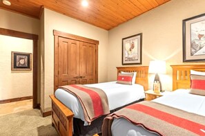 3 Schlafzimmer, Bügeleisen/Bügelbrett, Reisekinderbett, kostenloses WLAN