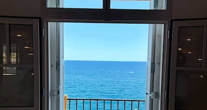 Collioure, frontline house facing the Mediterranean sea, breathtaking view