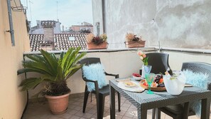 Servei de restauració a l'aire lliure