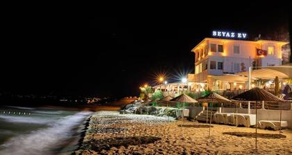 Beyaz Ev Hotel Restaurant