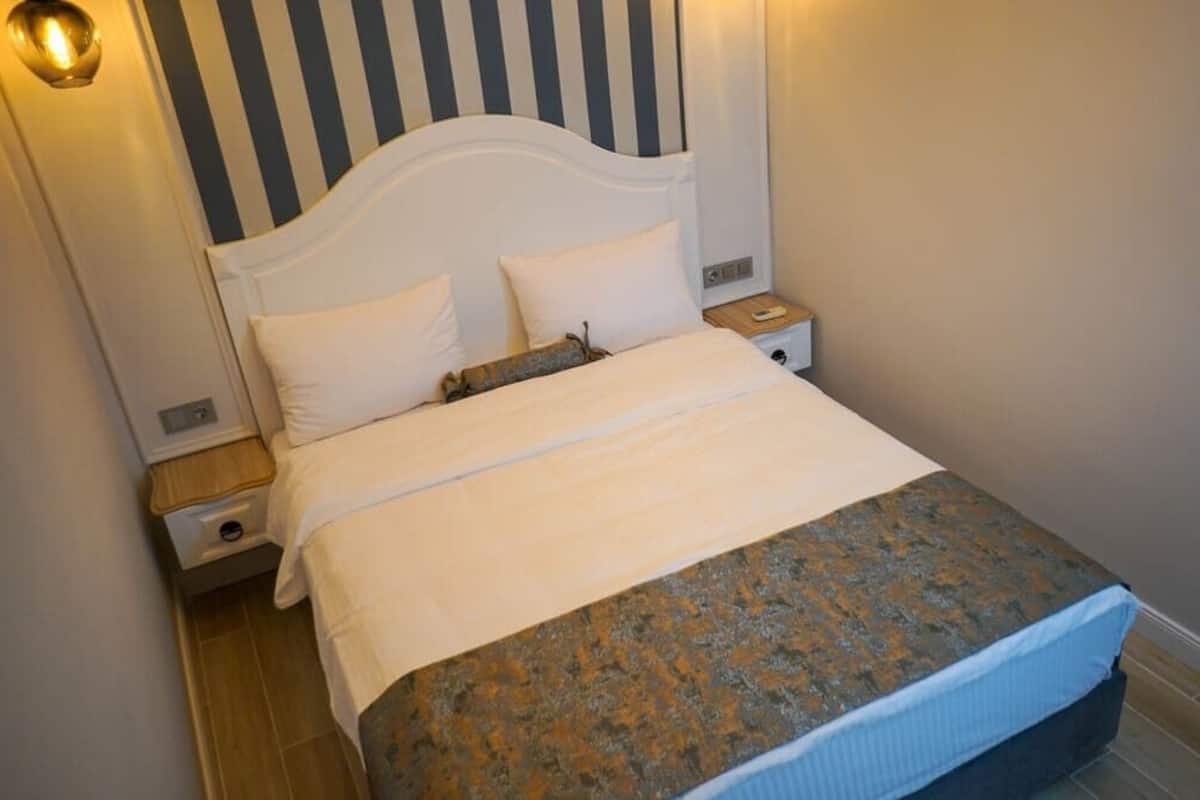 Quarto família | Escrivaninha, espaço de trabalho para notebook, Wi-Fi de cortesia