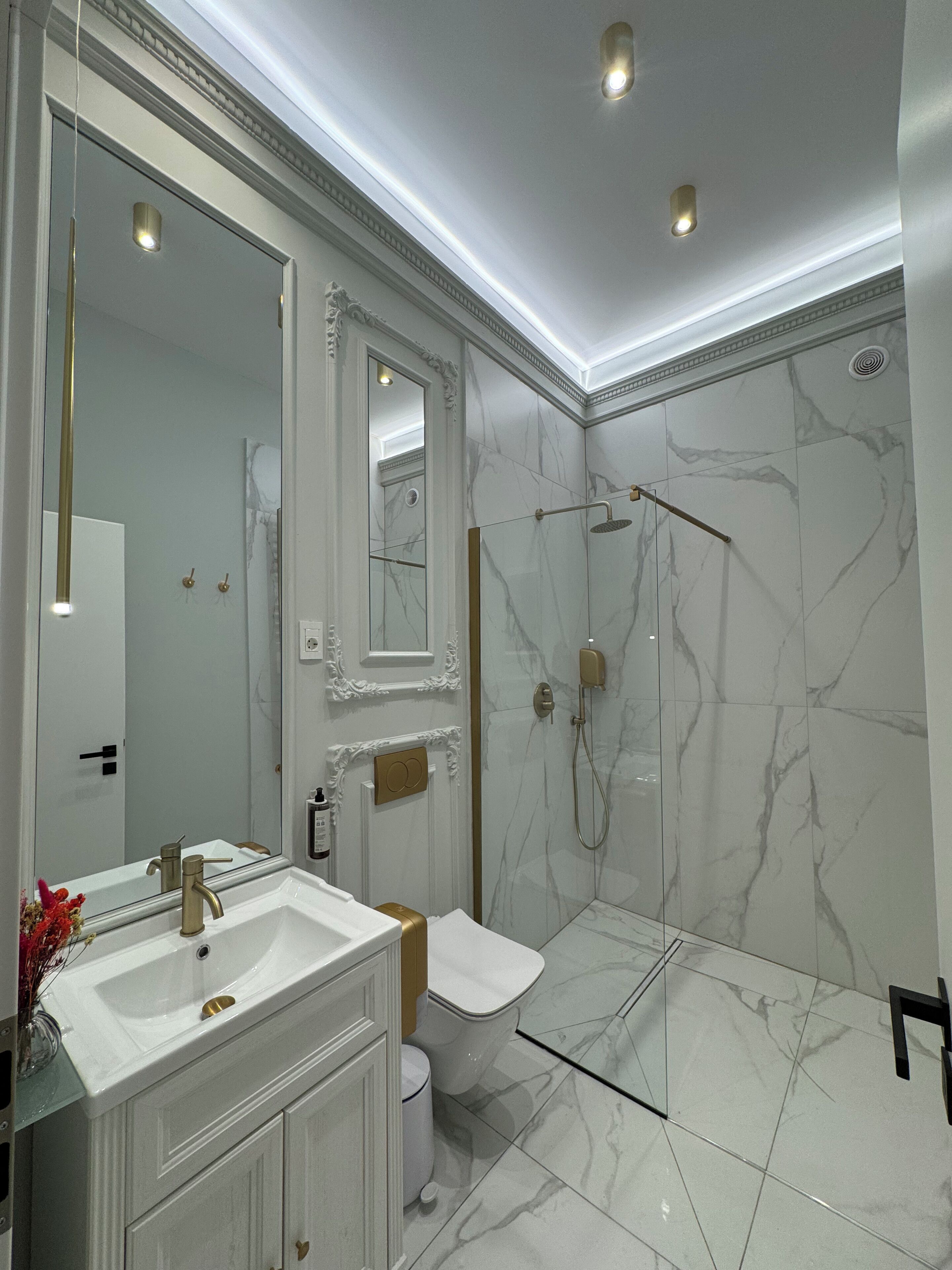 Photo - House4You - Praporgescu