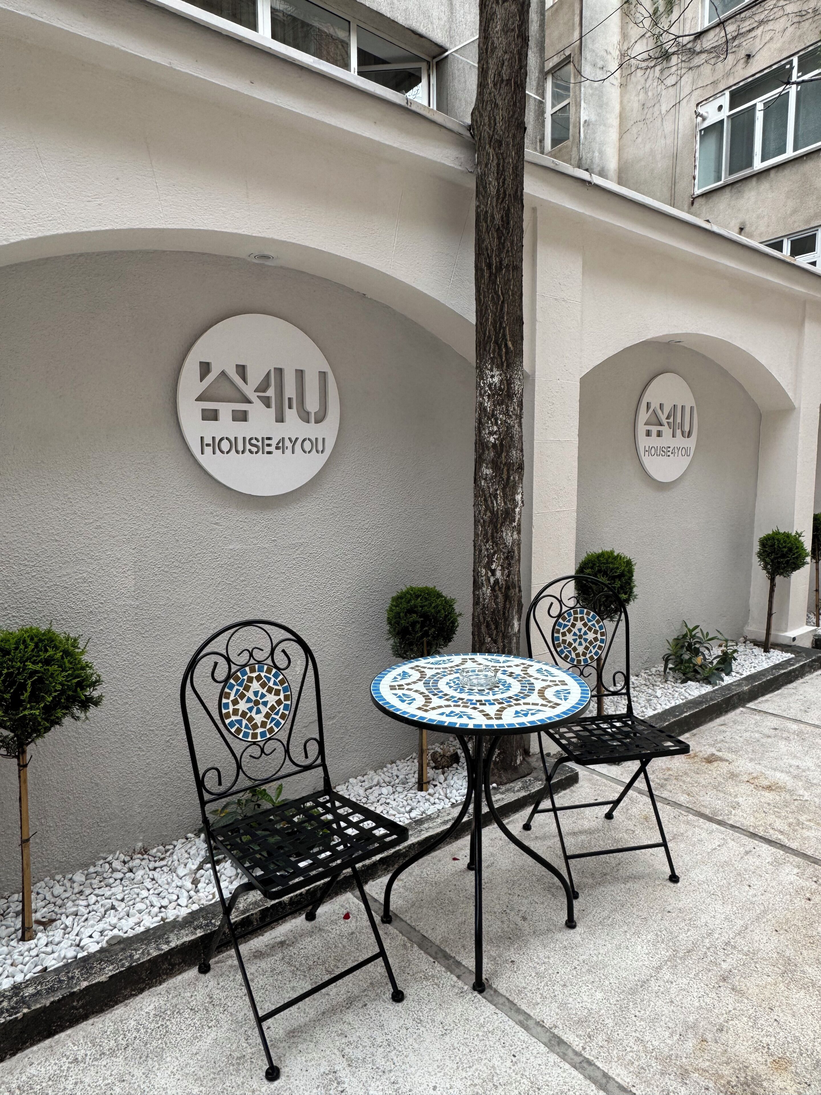 Photo - House4You - Praporgescu