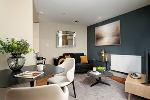 TV - Monument Executive Studio with Terrace (London)