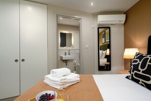 1 bedroom, iron/ironing board, free WiFi, bed sheets