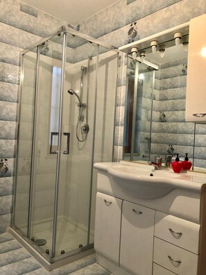 Doccia, bidet