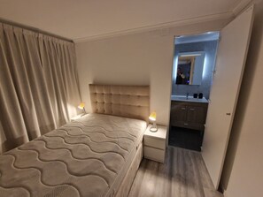 3 soverom, strykejern/-brett, wi-fi og sengetøy