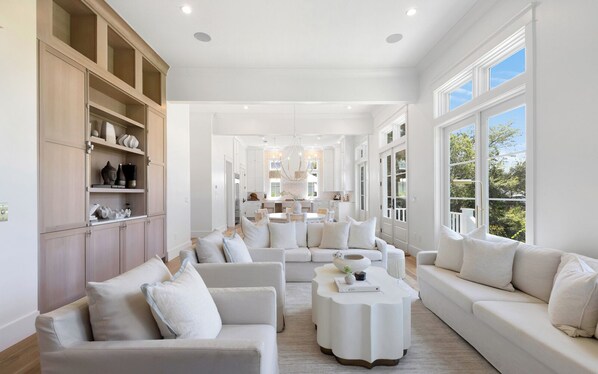 TV connectée, espaces bureaux