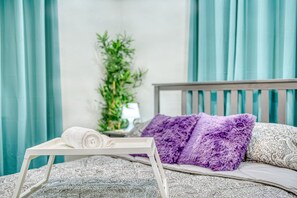 2 bedrooms, desk, iron/ironing board, travel cot