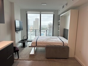 1 bedroom, WiFi, bed sheets