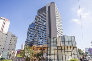 Basic Apartment | Exterior - Building w/ Pool and Gym in Paraiso - ONP (São Paulo)