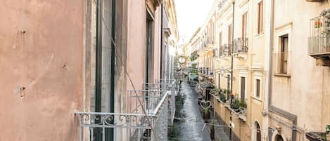 意大利 Frette 床單、高級寢具、羽絨被、記憶棉床墊